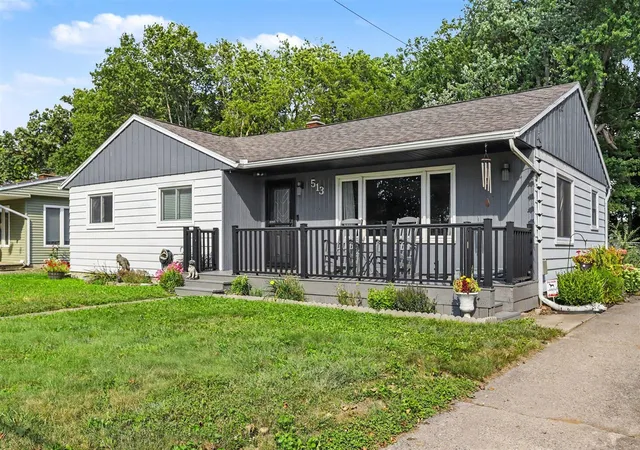 Photo 1 of Sale Pending at 513 N Douglas Ave, Three Rivers, MI 49093 | MLS# 70555148 | Listing updated on 2026-09-05