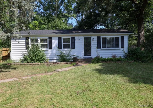 Photo 1 of Single family home for sale at 9650 Cooley Lake Rd, White Lake, MI 48386 3941 | MLS# 61007845 | Listing updated on 2026-09-01