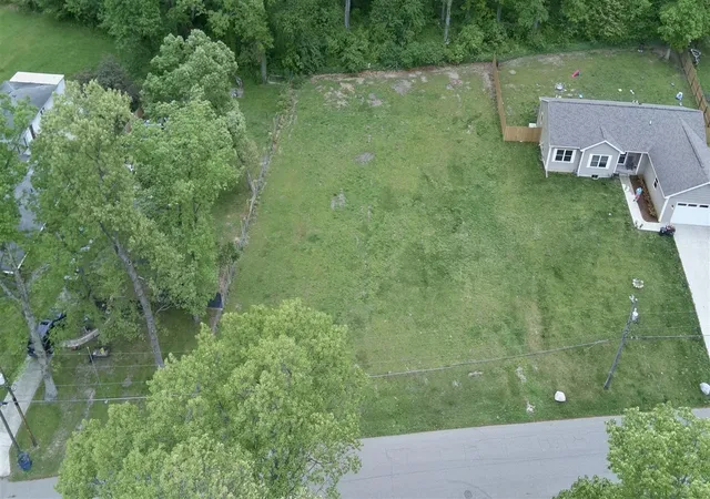 Photo 3 of Land for sale at Lakeview Dr, Edwardsburg, MI 49112 | MLS# 70518323 | Listing updated on 2026-09-11
