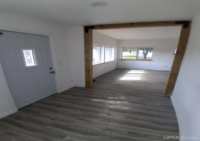 Photo 3 of Single family home for sale at 22 W Boyington St, Iron River, MI 49935 | MLS# 50221999 | Listing updated on 2026-10-06