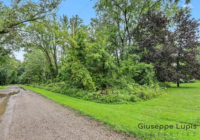 Photo 1 of Sale Pending at 2115 Konkle Dr, Belmont, MI 49306 | MLS# 70556973 | Listing updated on 2026-09-11