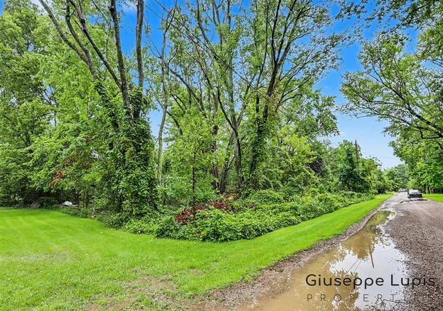 Photo 2 of Sale Pending at 2115 Konkle Dr, Belmont, MI 49306 | MLS# 70556973 | Listing updated on 2026-09-11
