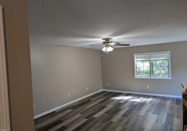 Listing Photo 4 - Condo for sale in building located at 1512 E Gaylord St, Mount Pleasant, MI 48858 - Unit #7