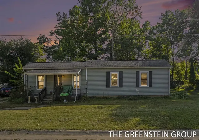 Photo 1 of Single family home for sale at 102 Della Ct, Allegan, MI 49010 | MLS# 70561723 | Listing updated on 2026-10-19