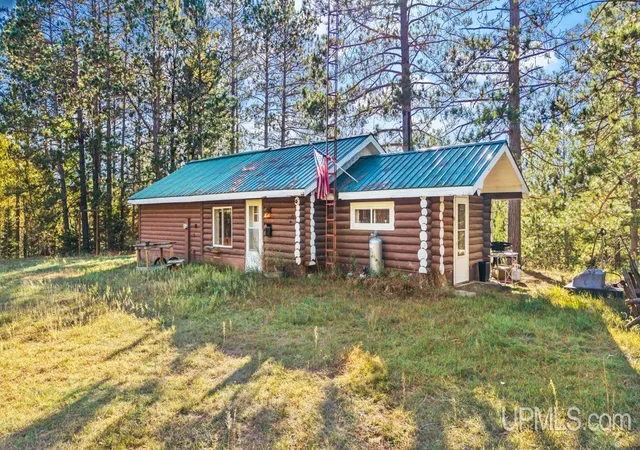 Photo 1 of Single family home for sale at W3811 Browns Lake Rd, Vulcan, MI 49892 | MLS# 50224068 | Listing updated on 2026-10-21