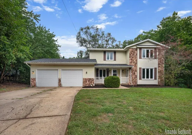 Photo 2 of Multi family home for sale at 901/3 Mccarty St, Grand Rapids, MI 49544 | MLS# 70558201 | Listing updated on 2026-09-12