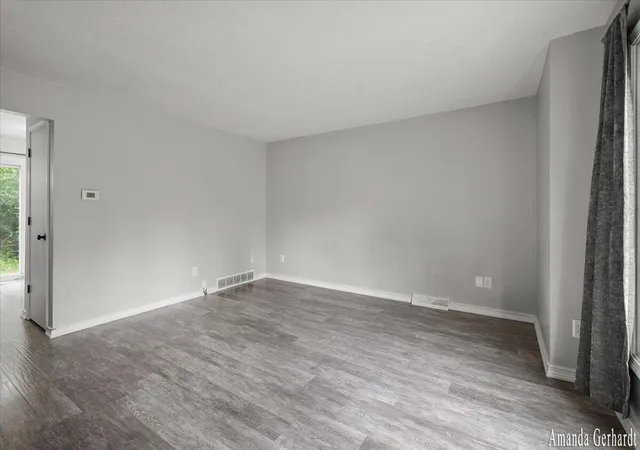 Listing Photo 5 - Condo for sale in building located at 901/3 Mccarty St, Grand Rapids, MI 49544