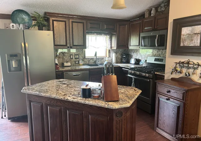 Photo 1 of Single family home for sale at 2204 S Cosgrove Lake Rd, Florence, WI 54121 | MLS# 50220942 | Listing updated on 2026-09-09