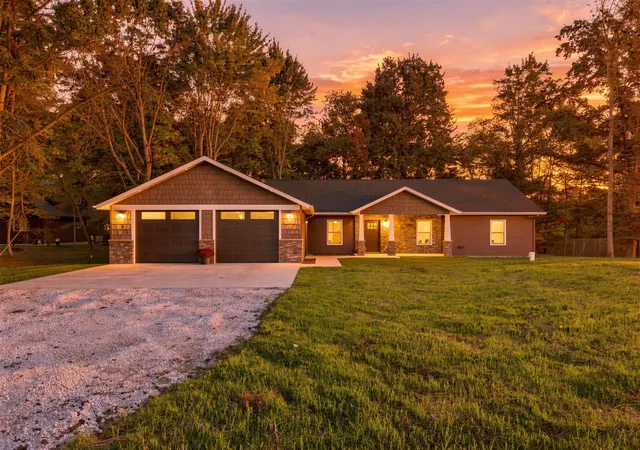 Photo 2 of Single family home for sale at 6742 Abbey Ln, Canadian Lakes, MI 49346 | MLS# 70561542 | Listing updated on 2026-10-07