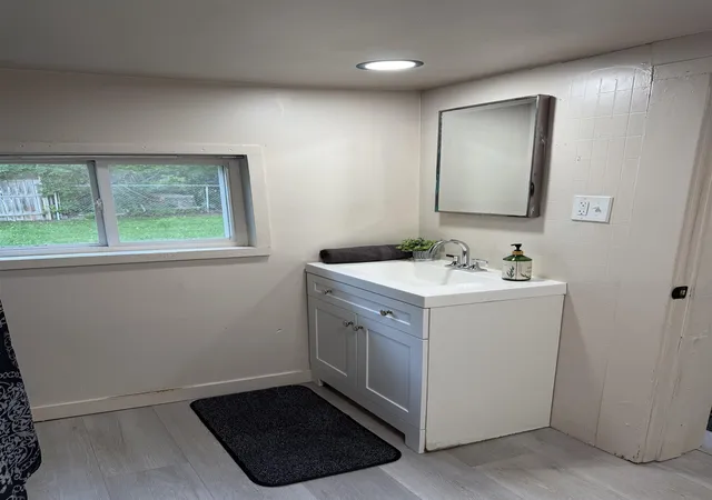 Photo 4 of Single family home for sale at 408 W Wheaton Ave, Clare, MI 48617 | MLS# 50220442 | Listing updated on 2026-10-01