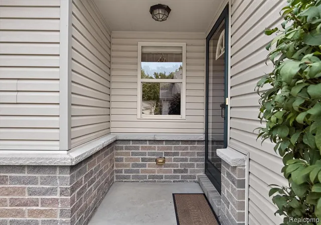 Photo 3 of Sale Pending at 17448 Ava Ct, New Boston, MI 48164 | MLS# 61025796 | Listing updated on 2026-09-10
