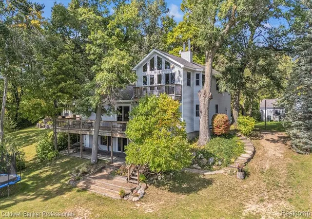 Photo 1 of Single family home for sale at 1325 Elkhorn Lake Rd, Lake Orion, MI 48362 2415 | MLS# 61007375 | Listing updated on 2026-10-26