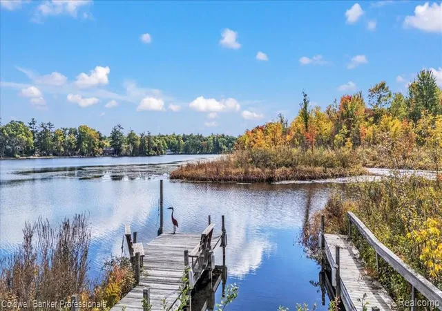 Photo 3 of Single family home for sale at 1325 Elkhorn Lake Rd, Lake Orion, MI 48362 2415 | MLS# 61007375 | Listing updated on 2026-10-26