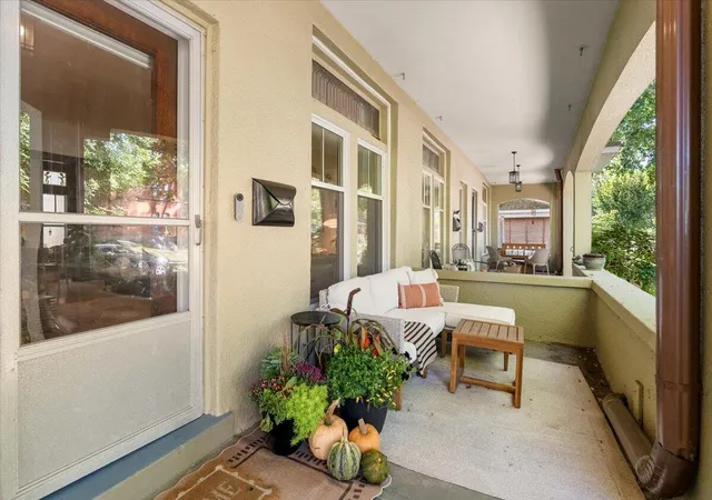 Photo 3 of Sale Pending at 108 Fitzhugh Ave, Grand Rapids, MI 49506 | MLS# 70563178 | Listing updated on 2026-10-12