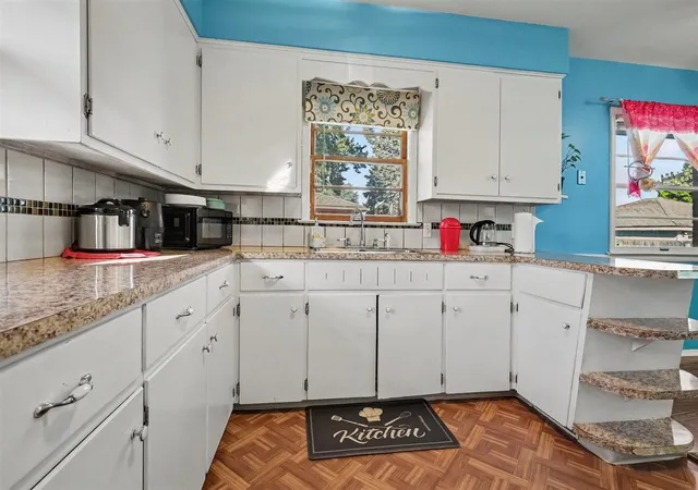 Photo 4 of Single family home for sale at 3353 Boone Ave, Wyoming, MI 49519 | MLS# 70561465 | Listing updated on 2026-10-22