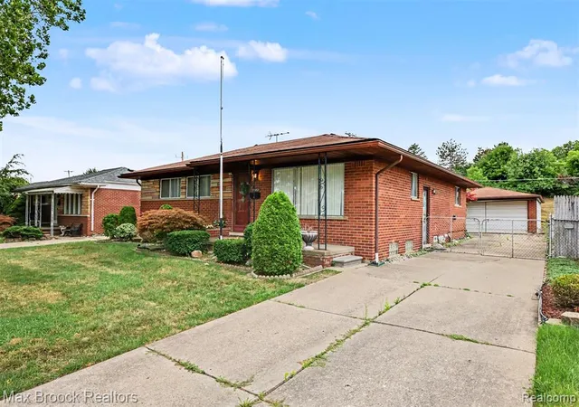 Photo 3 of Single family home for sale at Ct, Dearborn Heights, MI 48127 2912 | MLS# 61022722 | Listing updated on 2026-09-13
