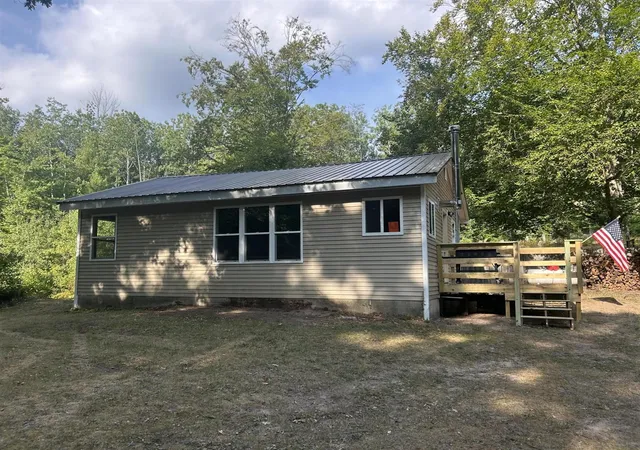 Photo 2 of Sale Pending at 3445 N Kilgore Rd, Luther, MI 49656 | MLS# 70550486 | Listing updated on 2026-09-01