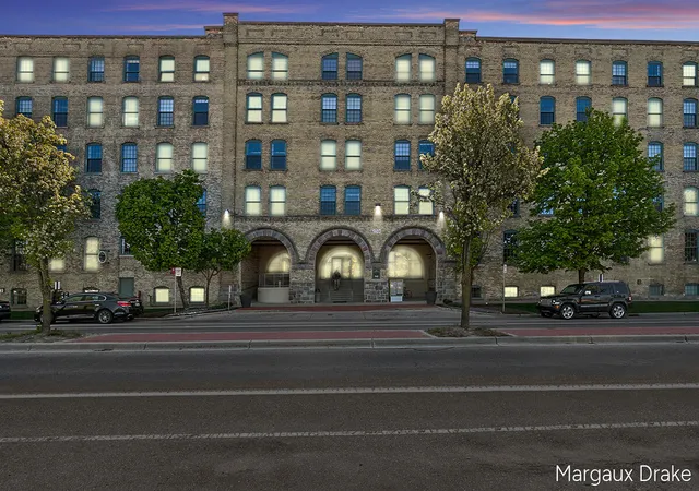 Condo for sale at 940 Monroe Ave #552, Grand Rapids, MI 49503-1466 | MLS# 70530602