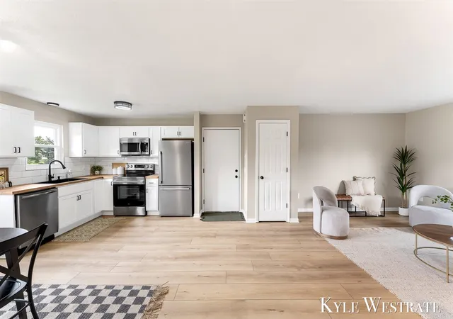 Photo 4 of Sale Pending at 613 Trinity Dr #2, Caledonia, MI 49316 | MLS# 70555122 | Listing updated on 2026-09-01