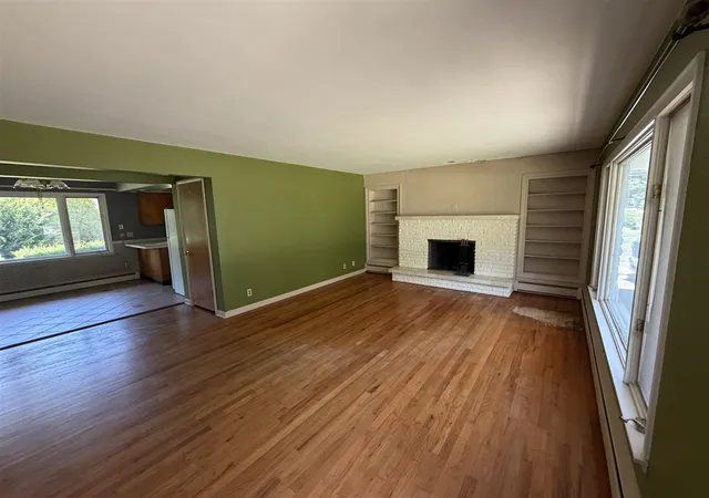 Photo 2 of Sale Pending at 6844 Evergreen St, Portage, MI 49024 | MLS# 70555499 | Listing updated on 2026-09-03