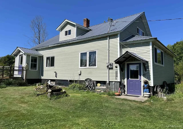 Photo 2 of Single family home for sale at 25681 N Laird Hts Rd, Pelkie, MI 49958 | MLS# 50220813 | Listing updated on 2026-09-15