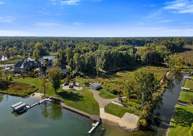 Land for sale at 12284 Crowne Pointe Dr, Vicksburg, MI 49097 | MLS# 70495368