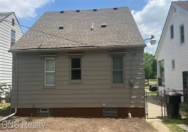 Photo 3 of Single family home for sale at 19419 Carrie St, Detroit, MI 48234 3000 | MLS# 61008961 | Listing updated on 2026-10-31
