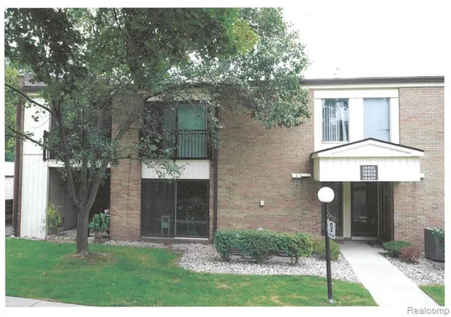Photo 1 of Condo for sale at 18403 University Park Dr, Livonia, MI 48152 | MLS# 61028545 | Listing updated on 2026-09-25