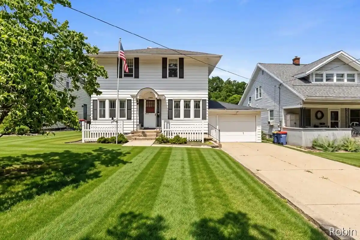 Photo 1 of Sale Pending at 1545 4th Street, Grand Rapids, MI 49504 | MLS# 70544960 | Listing updated on 2026-10-27