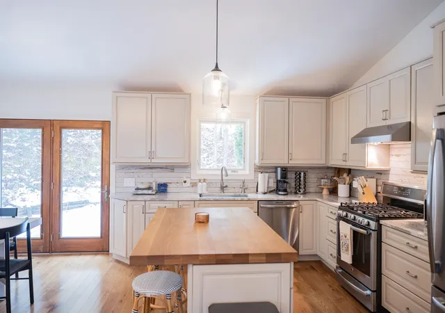 Photo 4 of Single family home for sale at 1750 S Cherry Blossom Ln, Suttons Bay, MI 49682 | MLS# 80072781 | Listing updated on 2026-09-03