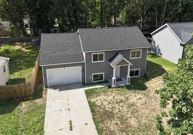 Photo 4 of Single family home for sale at 86 Dunton Ave, Holland, MI 49424 | MLS# 70544322 | Listing updated on 2026-09-17