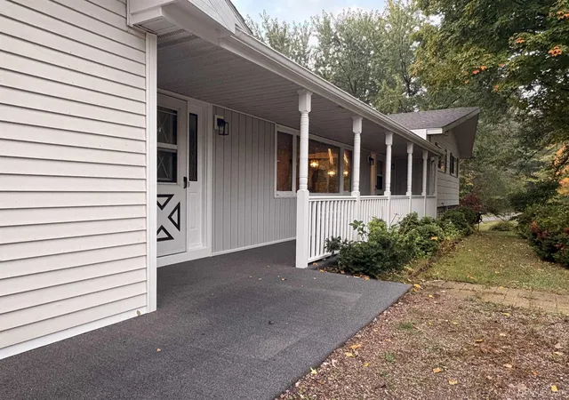 Single family home for sale at 516 Co Rd 480, Marquette, MI 49855 | MLS# 50223531 | Listing updated on 2026-10-21