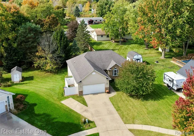 Photo 1 of Sale Pending at 931 Sunset Hills Ave, Grand Rapids, MI 49534 | MLS# 61038319 | Listing updated on 2026-10-24