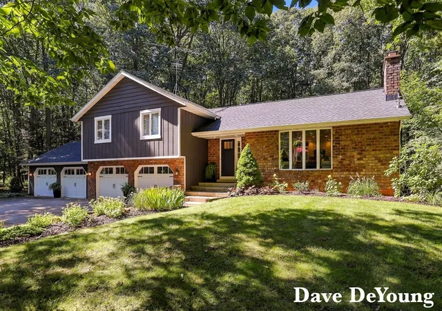 Photo 1 of Single family home for sale at 5525 164th Avenue, West Olive, MI 49460 | MLS# 70558937 | Listing updated on 2026-10-02