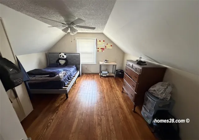 Photo 3 of Single family home for sale at 3721 Havana Ave, Wyoming, MI 49509 | MLS# 70554771 | Listing updated on 2026-09-10