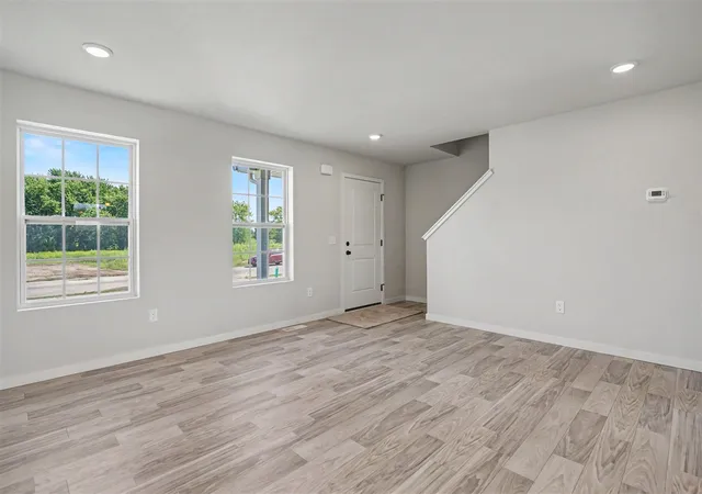 Photo 2 of Single family home for sale at 165 Peppermint Dr, Holland, MI 49423 | MLS# 70546422 | Listing updated on 2026-10-03