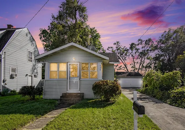 Photo 2 of Sale Pending at 130 Coolidge St, Grand Rapids, MI 49548 | MLS# 70562947 | Listing updated on 2026-10-19