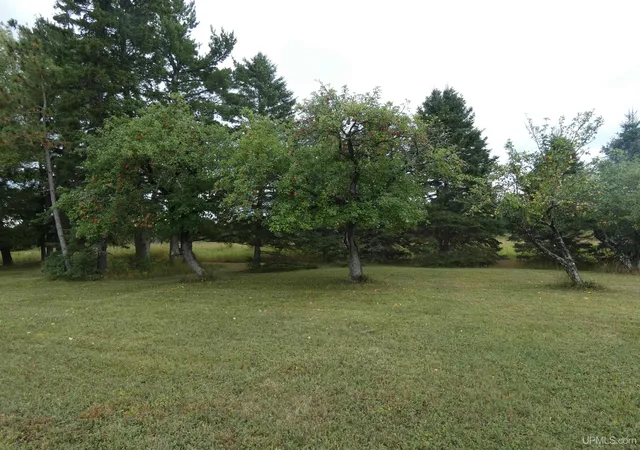 Photo 3 of Single family home for sale at 14806 N Baltimore Rd, Bruce Crossing, MI 49912 | MLS# 50221194 | Listing updated on 2026-09-09