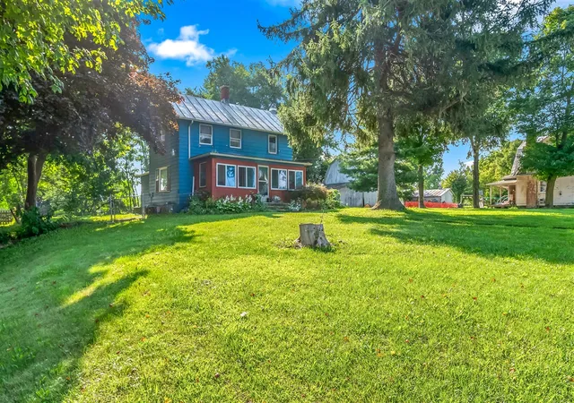 Photo 3 of Single family home for sale at 321 S Main St, Camden, MI 49232 | MLS# 70554274 | Listing updated on 2026-09-15