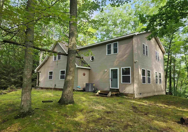 Photo 2 of Single family home for sale at 4262 S Canal Dr, Harrison, MI 48625 | MLS# 50220631 | Listing updated on 2026-09-08