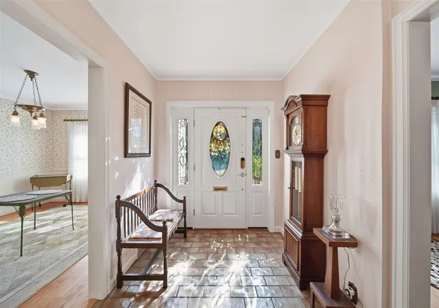 Photo 3 of Single family home for sale at 710 S Webster St, Jackson, MI 49203 | MLS# 70555401 | Listing updated on 2026-09-02