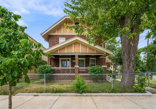 Photo 3 of Multi family home for sale at 805 Cesar E Chavez Ave, Grand Rapids, MI 49503 | MLS# 70551421 | Listing updated on 2026-09-25