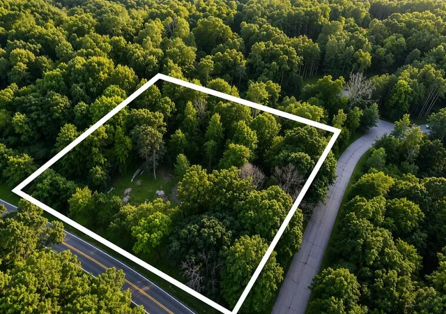 Photo 4 of Land for sale at 4199 3 Mile Rd, Grand Rapids, MI 49525 | MLS# 70556281 | Listing updated on 2026-09-09