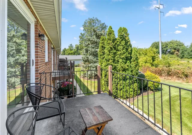 Photo 4 of Condo for sale at 707 Andover St, Grand Rapids, MI 49548 | MLS# 70555484 | Listing updated on 2026-09-10