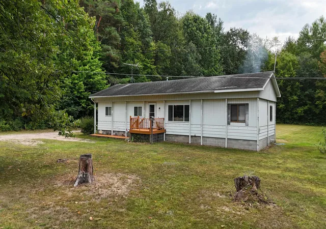 Photo 1 of Single family home for sale at 3759 S Loomis Rd, Mount Pleasant, MI 48858 | MLS# 80072993 | Listing updated on 2026-08-31