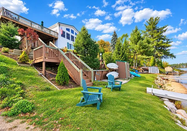 Photo 1 of Single family home for sale at 422 N Lake St, Harrison, MI 48625 | MLS# 50224723 | Listing updated on 2026-10-13