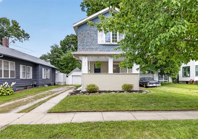 Photo 2 of Sale Pending at 33 E 2nd St, Milan, MI 48160 | MLS# 70554967 | Listing updated on 2026-09-01