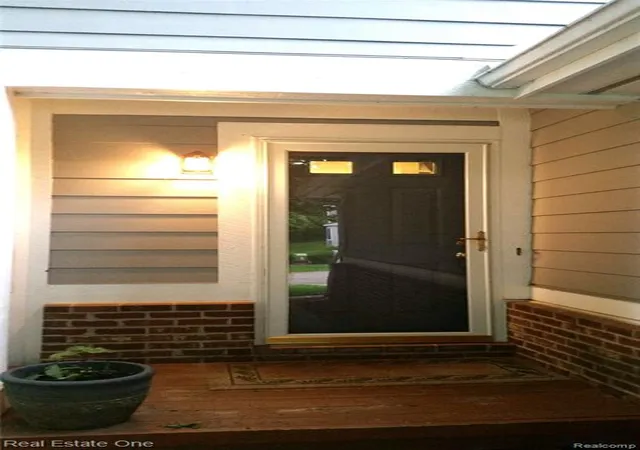 Photo 3 of Condo for sale at 31109 Columbia Dr, Novi, MI 48377 | MLS# 61026469 | Listing updated on 2026-10-12
