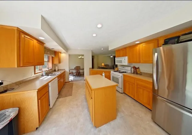 Photo 4 of Single family home for sale at 175 W M 61 Hwy, Gladwin, MI 48624 | MLS# 50220547 | Listing updated on 2026-09-03
