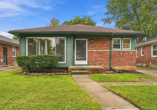Photo 1 of Single family home for sale at 13031 Oak Park Blvd, Oak Park, MI 48237 | MLS# 61036399 | Listing updated on 2026-10-19